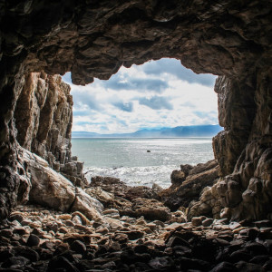 Gay Cave Escape