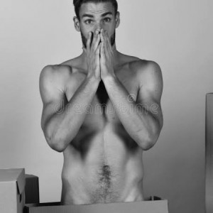 Naked detective 
